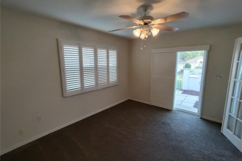 House in Ocala, Florida 2 bedrooms, 145.95 sq.m. № 1902574 - photo 13