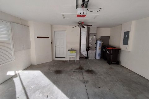 House in Ocala, Florida 2 bedrooms, 145.95 sq.m. № 1902574 - photo 29