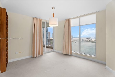 Copropriété à vendre à Miami, Floride: 2 chambres, 133.78 m2 № 1927527 - photo 10