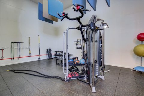 Copropriété à vendre à Miami, Floride: 2 chambres, 133.78 m2 № 1927527 - photo 28