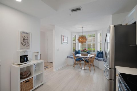 Copropriété à vendre à Sarasota, Floride: 2 chambres, 156.45 m2 № 2151801 - photo 7