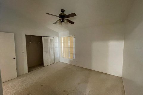 House in Tampa, Florida 3 bedrooms, 122.07 sq.m. № 2196681 - photo 15