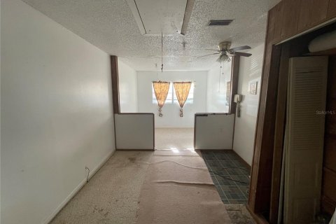 House in Tampa, Florida 3 bedrooms, 122.07 sq.m. № 2196681 - photo 24