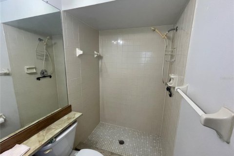 House in Tampa, Florida 3 bedrooms, 122.07 sq.m. № 2196681 - photo 17