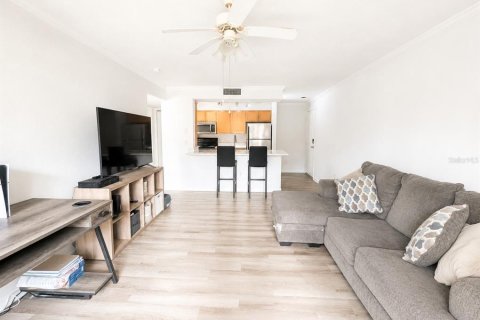 Condo in Clearwater, Florida, 1 bedroom  № 2204166 - photo 6