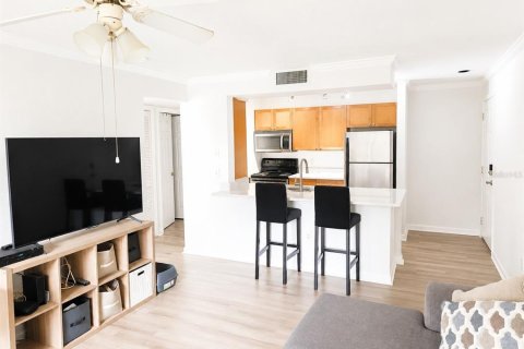 Condo in Clearwater, Florida, 1 bedroom  № 2204166 - photo 5