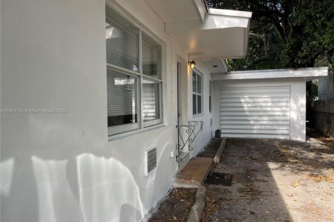 Land in Miami, Florida № 2054896 - photo 16