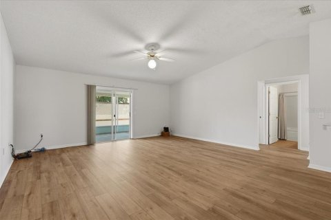 Casa en venta en Winter Haven, Florida, 4 dormitorios, 177.16 m2 № 2228380 - foto 18