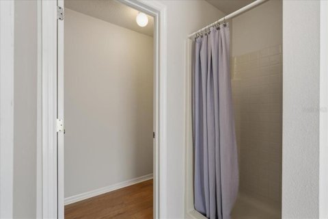 Casa en venta en Winter Haven, Florida, 4 dormitorios, 177.16 m2 № 2228380 - foto 24