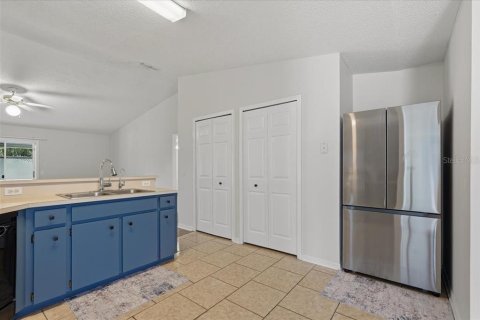 Casa en venta en Winter Haven, Florida, 4 dormitorios, 177.16 m2 № 2228380 - foto 10
