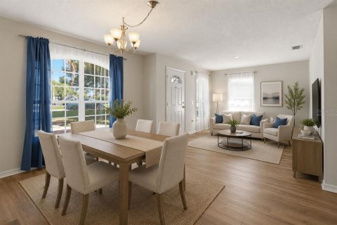 Casa en venta en Winter Haven, Florida, 4 dormitorios, 177.16 m2 № 2228380 - foto 2