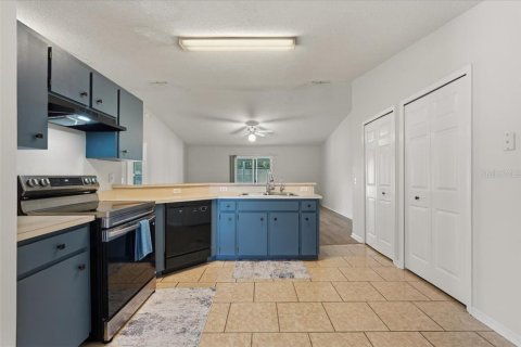Casa en venta en Winter Haven, Florida, 4 dormitorios, 177.16 m2 № 2228380 - foto 9