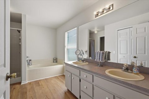 Casa en venta en Winter Haven, Florida, 4 dormitorios, 177.16 m2 № 2228380 - foto 22