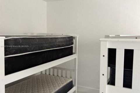 Condo in Miami Beach, Florida, 1 bedroom  № 1823461 - photo 9