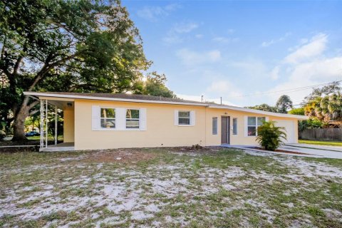 Villa ou maison à louer à Saint Petersburg, Floride: 3 chambres, 126.53 m2 № 1597899 - photo 7