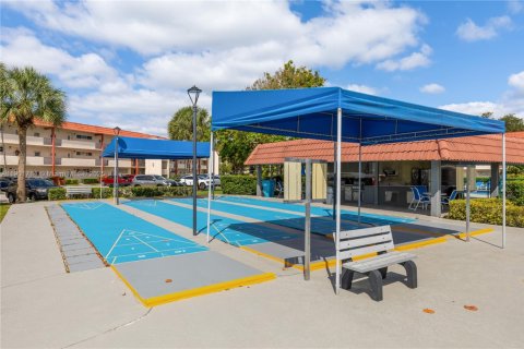 Condo in Pembroke Pines, Florida, 1 bedroom  № 1963714 - photo 5