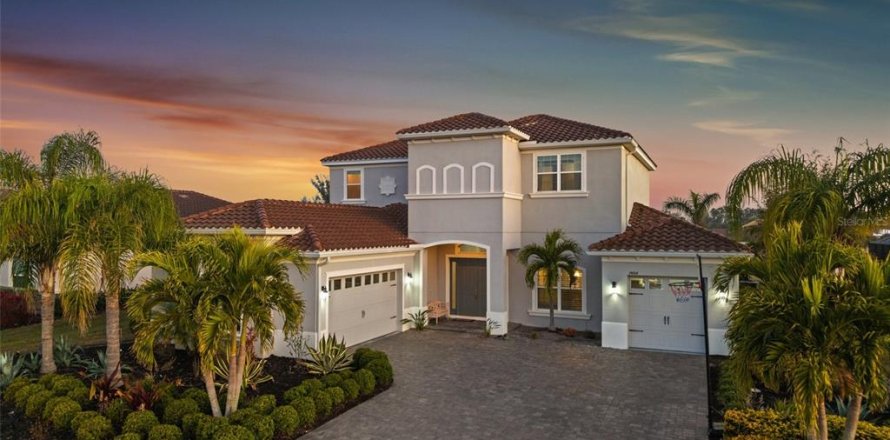 Villa ou maison à Sarasota, Floride 4 chambres, 373.19 m2 № 2096414