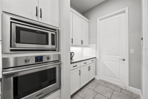 Villa ou maison à louer à Sarasota, Floride: 4 chambres, 373.19 m2 № 2096414 - photo 19