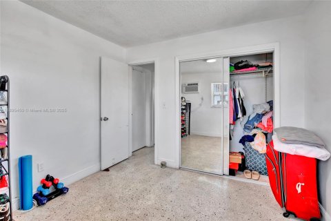 Apartment in Miami, Florida 2 bedrooms, 72.46 sq.m. № 2081468 - photo 14