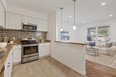 Casa en venta en Tampa, Florida, 3 dormitorios, 118.26 m2 № 1546743 - foto 12