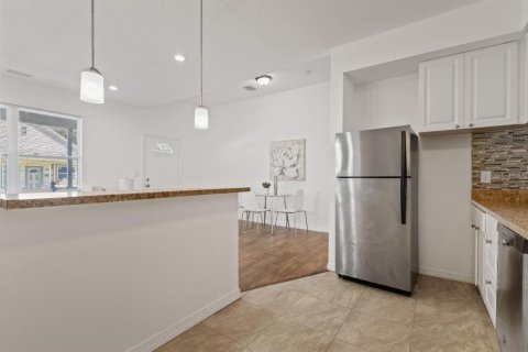 Casa en venta en Tampa, Florida, 3 dormitorios, 118.26 m2 № 1546743 - foto 13