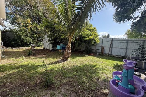 Villa ou maison à vendre à Homestead, Floride: 4 chambres, 204.2 m2 № 2145694 - photo 24