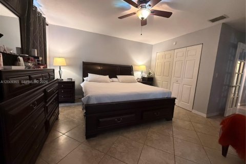 Villa ou maison à vendre à Homestead, Floride: 4 chambres, 204.2 m2 № 2145694 - photo 21