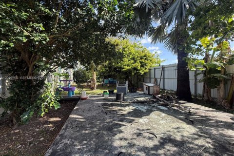 Villa ou maison à vendre à Homestead, Floride: 4 chambres, 204.2 m2 № 2145694 - photo 4