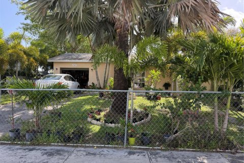 Villa ou maison à vendre à Homestead, Floride: 4 chambres, 204.2 m2 № 2145694 - photo 28