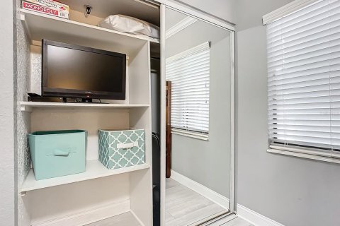 Condo in New Smyrna Beach, Florida, 2 bedrooms  № 1422486 - photo 30
