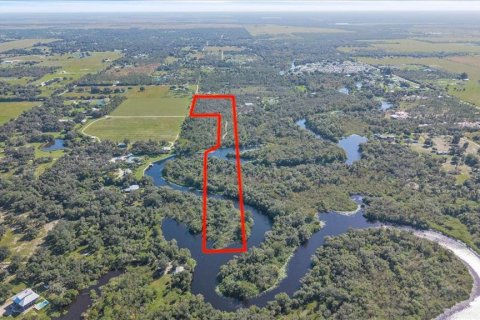 Terrain à vendre à Punta Gorda, Floride № 2426937 - photo 8