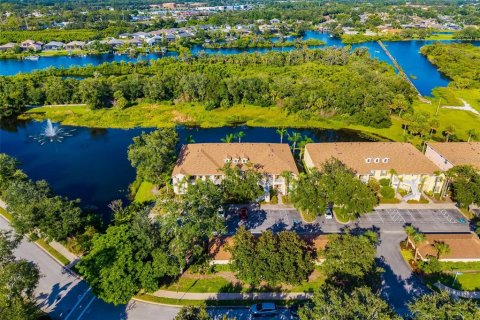 Condo in Bradenton, Florida, 2 bedrooms  № 1905822 - photo 8