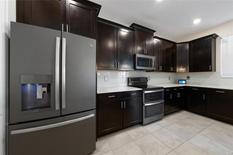 Casa en venta en Orlando, Florida, 4 dormitorios, 227.89 m2 № 2199386 - foto 5