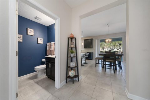 Casa en venta en Orlando, Florida, 4 dormitorios, 227.89 m2 № 2199386 - foto 4