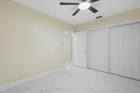 Villa ou maison à vendre à Lake Worth, Floride: 3 chambres, 156.26 m2 № 2387904 - photo 30