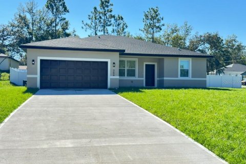 Villa ou maison à louer à Citrus Springs, Floride: 4 chambres, 158.68 m2 № 2413828 - photo 3