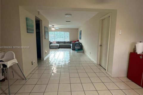 Casa en venta en Deerfield Beach, Florida, 2 dormitorios, 154.96 m2 № 2055889 - foto 5