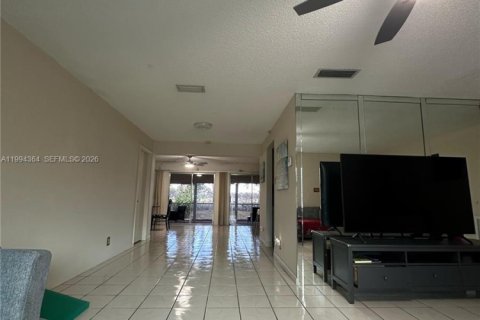 Casa en venta en Deerfield Beach, Florida, 2 dormitorios, 154.96 m2 № 2055889 - foto 4