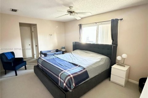 Casa en venta en Deerfield Beach, Florida, 2 dormitorios, 154.96 m2 № 2055889 - foto 11