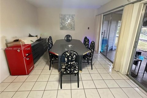 Casa en venta en Deerfield Beach, Florida, 2 dormitorios, 154.96 m2 № 2055889 - foto 7