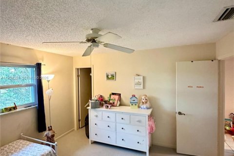 Casa en venta en Deerfield Beach, Florida, 2 dormitorios, 154.96 m2 № 2055889 - foto 16