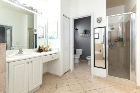 House in Homestead, Florida 5 bedrooms, 253.81 sq.m. № 2068512 - photo 26