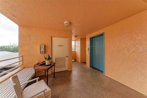 Condo in Bradenton, Florida, 2 bedrooms  № 1717056 - photo 2