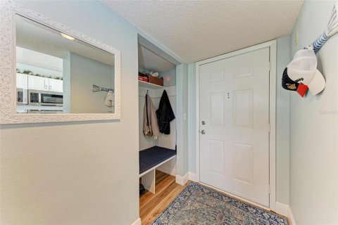 Condo in Bradenton, Florida, 2 bedrooms  № 1717056 - photo 4