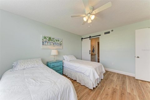 Condo in Bradenton, Florida, 2 bedrooms  № 1717056 - photo 22