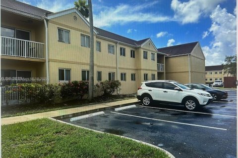 Condominio en Miami, Florida, 2 dormitorios  № 1939428