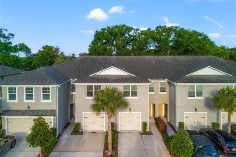 Touwnhouse à louer à Tampa, Floride: 3 chambres, 182.18 m2 № 2092293 - photo 4