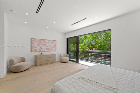Villa ou maison à vendre à Miami, Floride: 5 chambres, 331.38 m2 № 2051038 - photo 23