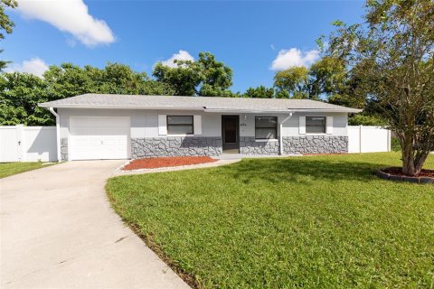 Casa en Altamonte Springs, Florida 3 dormitorios, 97.83 m2 № 2364208