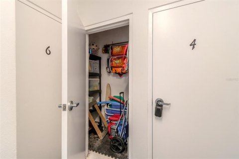 Купить кондоминиум в Нью-Смирна-Бич, Флорида 8 комнат, 129.04м2, № 914644 - фото 29